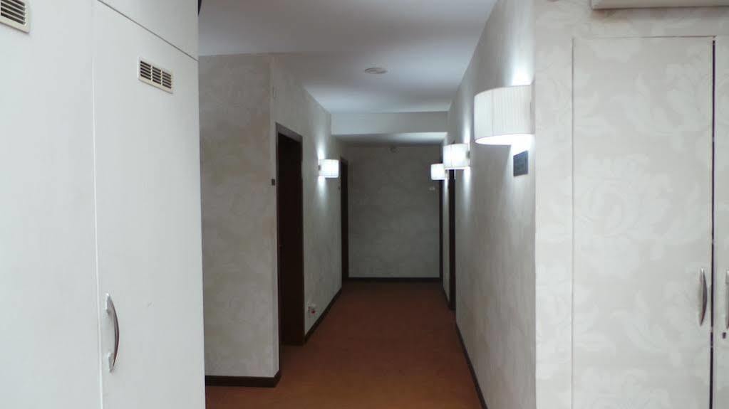 Hotel Treebo Trend Wilson Garden Bangalore Exterior foto